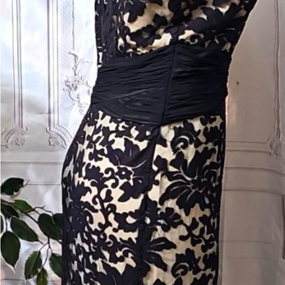 Montage by Mon Cheri Black Floral Maxi Dress - Picture 5 of 12